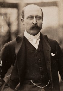 Halvlangt portræt af hertug Arthur William Connaught, søn af dronning Victoria af Storbritannien af Unknown photographer