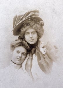 Natalie Clifford Barney og Renee Vivien, Frankrig, ca. 1900 (s/h-foto) af Unknown photographer