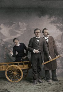 Paul Ree (1849-1901) engelsk filosof - Lou Andreas-Salome (1861-1937) (Andreas Salome) russisk psykoanalytiker - Friedrich Nietzsche (1844-1900) tysk filosof - maj 1882 (Lucerne, Atelier Jules Bonnet) - numerisk farvelægning af Unknown photographer