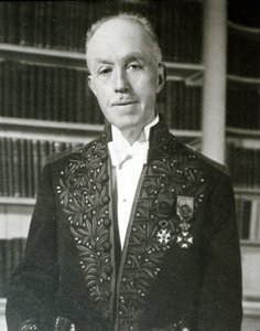 Portræt af Louis-Victor-Pierre-Raymond De Broglie (foto) af Unknown photographer