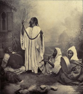 Slangetæmmere i Tanger, Marokko. af Unknown photographer