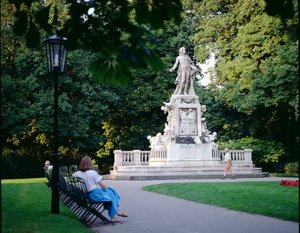 Monument til Mozart, bygget 1896, Burggarten (foto) af Victor Tilgner