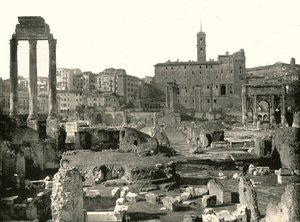 Generelt billede af Forum, Rom, Italien, 1895. af W and S Ltd