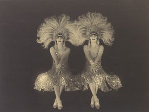 Dolly Sisters, 1920