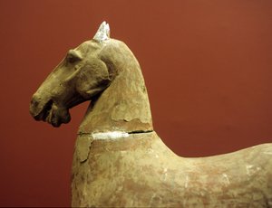 Hest, lille terrakottahær, vestlige Han-dynasti, 206 f.Kr.-8 e.Kr