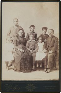 Portræt af en familie, ca. 1890 (foto) af Wilcox