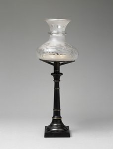 Skraveret lampe af William (attr.to) Carleton