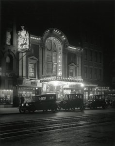 Ideal Theatre, 693 Eighth Avenue, på 49th Street, ca. 1916-17 af William Davis Hassler