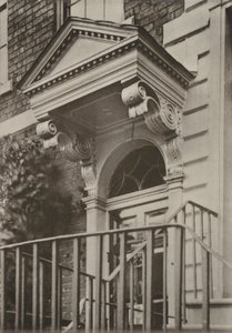 Døråbning, Lower Bridge Street, Chester (B/W -foto) af William Galsworthy Davie