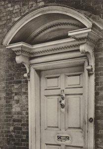 Doorway, The Causeway, Horsham, Sussex (s/h-billede) af William Galsworthy Davie