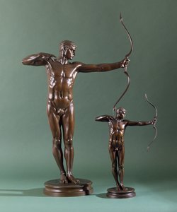 To Teucere af William Hamo Thornycroft