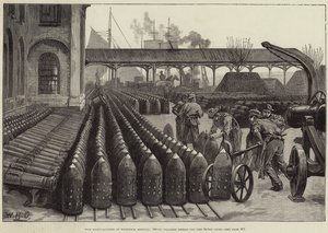 Krigsfremstiller i Woolwich Arsenal, 700 lb Palliser-skaller til 38-tons kanoner
