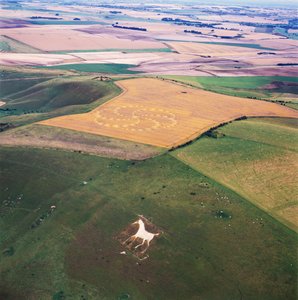 Korncirkel i hvedemark, Milk Hill, Alton Priors, Vale of Pewsey, Wiltshire af Ferdinand Georg Waldmuller