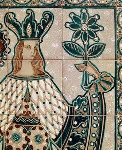 Malet majolica-panel, der viser allegorisk scene, Santo Stefano di Camastra, Sicilien, Italien, Detalje