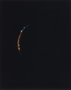 Vulkaner på kanten af Io, en af Jupiters måner af Ferdinand Georg Waldmuller