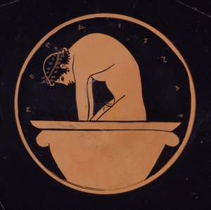 GR.15-1937 Attisk rødfigursbæger: forestiller en ung mand i en klokkekrater, indskrift: "drengen, ja drengen er smuk", 510-500 f.Kr (ler) af painter Euergides