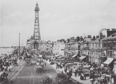 Central Promenade, Blackpool (s/h-foto) af (after) English photographer