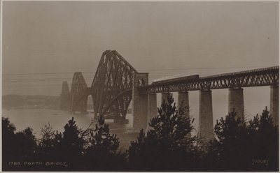 Forth Bridge (s/h foto) af (after) English photographer