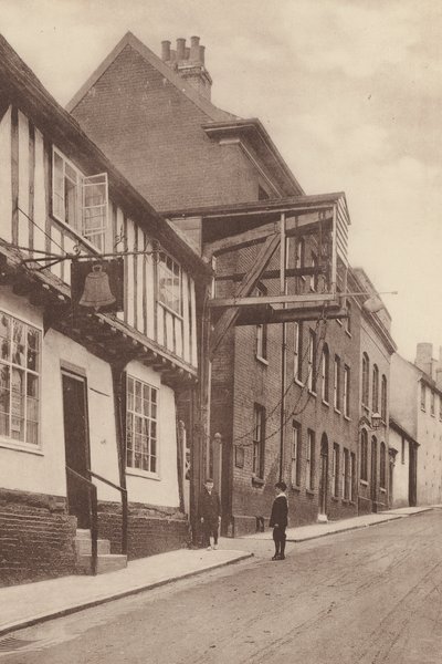 Woodbridge, Suffolk: Gammel vejemaskine (s/h-foto) af (after) English photographer
