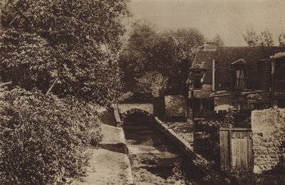 La Bievre nær Pavillon de Julienne (s/h foto) af (after) French Photographer