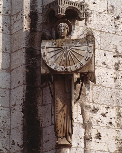 Gotisk kunst: "" Repræsentation af englen på skiven" Skulptur fra det 20. århundrede efter en original fra det 16. århundrede bevaret i krypten, det sydvestlige hjørne af Basilica Notre Dame de Chartres (Eure et Loir) (engel med solur) , katedralen N af (after) French School