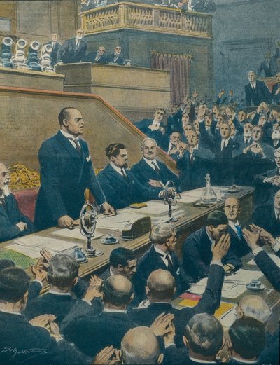 MUSSOLINI, Benito (1883-1945). Italiensk fascistisk politiker, Italiens hertug (leder) (1925-1943). Mussolini bekendtgjorde alliancen mellem de fire vestmagter til Senatet. Achille Beltrame (1871-1945) fra La Domenica del Corriere, 7. juni af Achille Beltrame