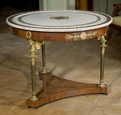 Art France Gueridon har marmorplade malet omkring 1800 - 1804 af Adam (attr. to) Weisweiler