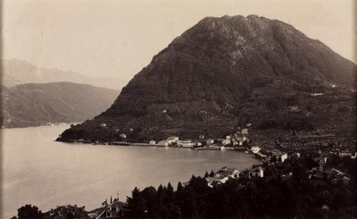 Baveno, Lago Maggiore, Italien af Agostino Francesangeli