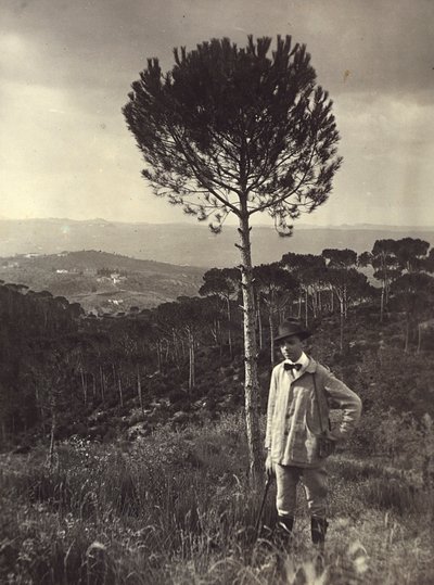 Fra albummet "Ricordi fiorentini" (Erindringer om Firenze), portræt af maleren Memo Ghini i landet, 27/08/1919 (s/h foto) af Alberto Fierli