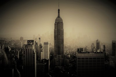 Tower, 2019, (fotografi) af Alex Caminker