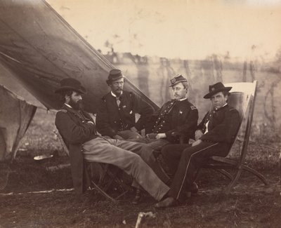 [Fire betjente], ca. 1864. af Alexander Gardner