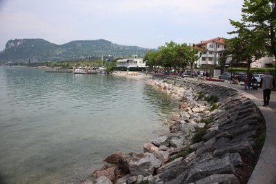 Bardolino af Alexandra Joseph