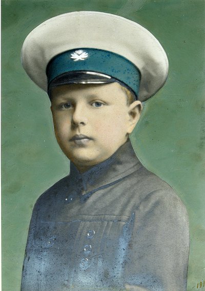 Portræt af Sønnen. Fotografi, Gouache af Alexei Sergeevich Mazurin (1846-efter 1914) af Alexei Sergeevich Mazurin