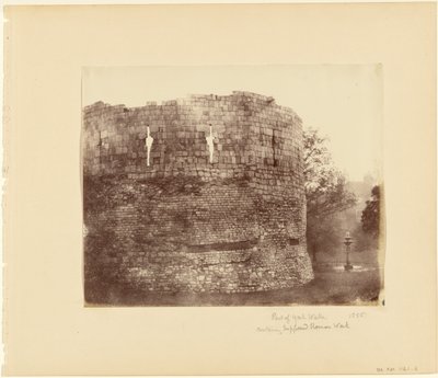 En del af Yorks mure af Alfred Capel Cure