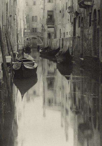 En kanal i Venedig af Alfred Stieglitz