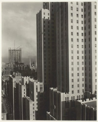 Fra mit vindue på Shelton, West, 1931. af Alfred Stieglitz