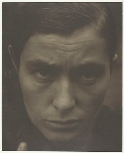 Rebecca Salsbury Strand, 1922. af Alfred Stieglitz