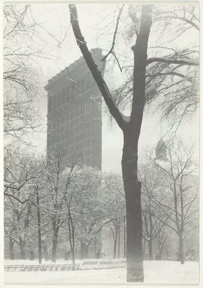 The Flatiron, 1903, trykt 192039. af Alfred Stieglitz