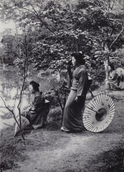 Et afslappende tilflugtssted ved søen, Kinkakuji-klosteret (s/h-billede) af American Photographer (after)