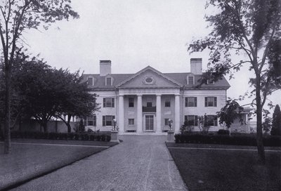 Charles A Platt: Villasera, The East Elevation (s/h-billede) af American Photographer (after)