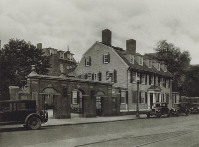 Harvard University: Class of 1857 Gate, Wadsworth House (s/h-billede) af American Photographer (after)