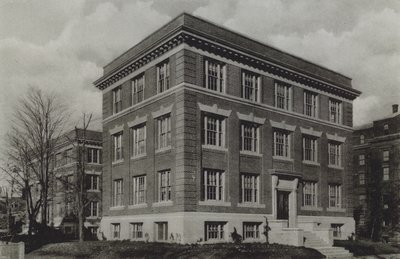 Harvard University: Wolcott Gibbs Memorial Laboratory, T Jefferson Coolidge Chemical Laboratory (s/h foto) af American Photographer (after)