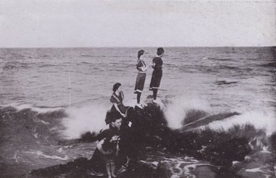 Old Orchard Beach, Maine: Surf på Googins Rocks (s/h-billede) af American Photographer (after)
