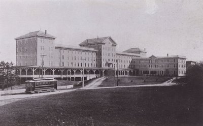 Old Orchard House, Maine: Inland front (s/h foto) af American Photographer (after)