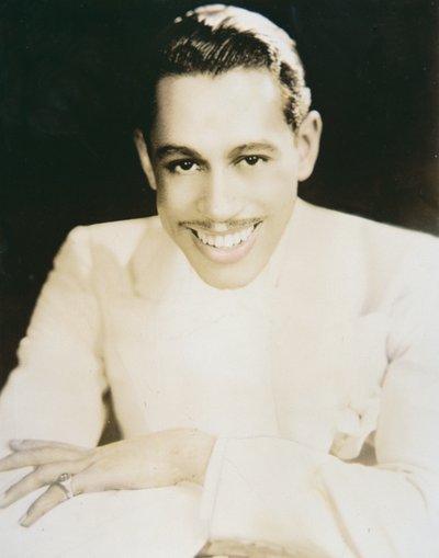 Cab Calloway (1907-94) (s/h-billede) af American Photographer