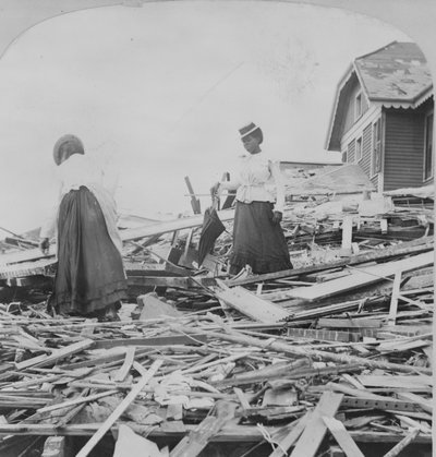 Galveston-katastrofen forsøgte at finde ud af, hvor deres hjem stod af American Photographer