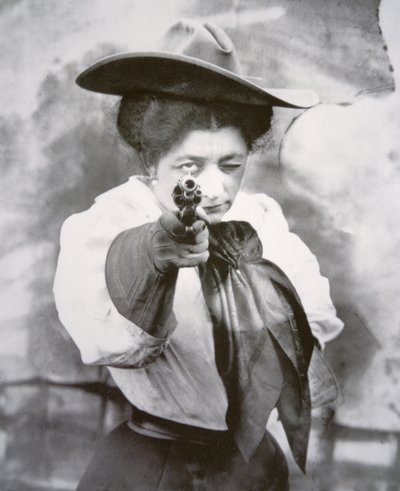 May Lillie (s/h foto) af American Photographer