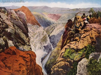 På kanten af Royal Gorge (farvefoto) af American Photographer