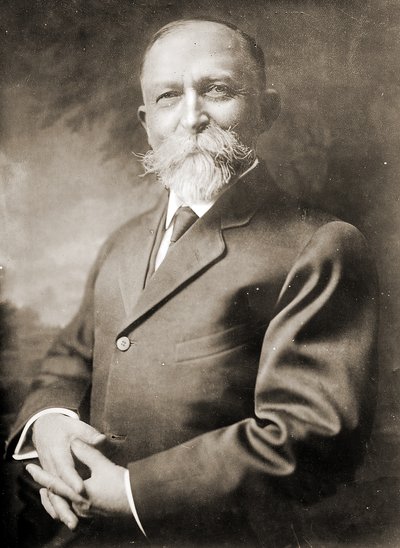 Portræt af John Harvey Kellogg (1852 - 1943) (sepiafoto) af American Photographer