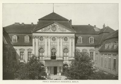 Prince Bismarcks Residence, Berlin (sort-hvidt fotografi) af American Photographer